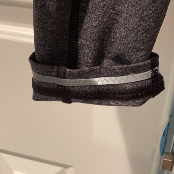 Lululemon leggings - Picture 3 of 5